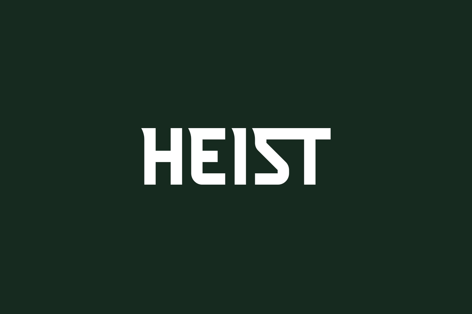 Heist Free Font